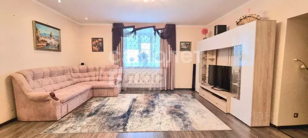 Дом в Калужская область, Дзержинский район, Полотняный Завод городское ... - Фото 1