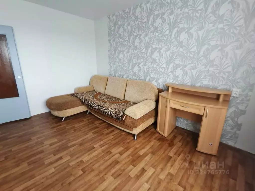 1-к кв. Кемеровская область, Новокузнецк просп. Авиаторов, 49 (39.9 м) - Фото 2