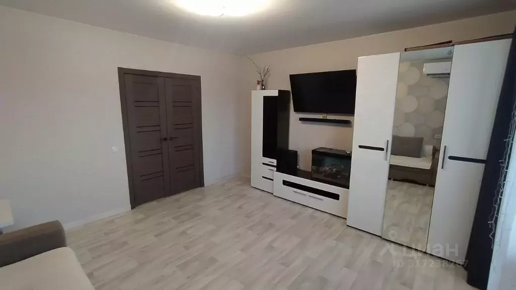 1-к кв. Омская область, Омск ул. Кирова, 12 (41.6 м) - Фото 1