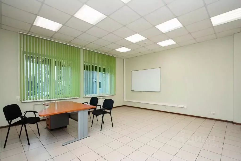 Помещение свободного назначения в Иркутская область, Иркутск ул. ... - Фото 1