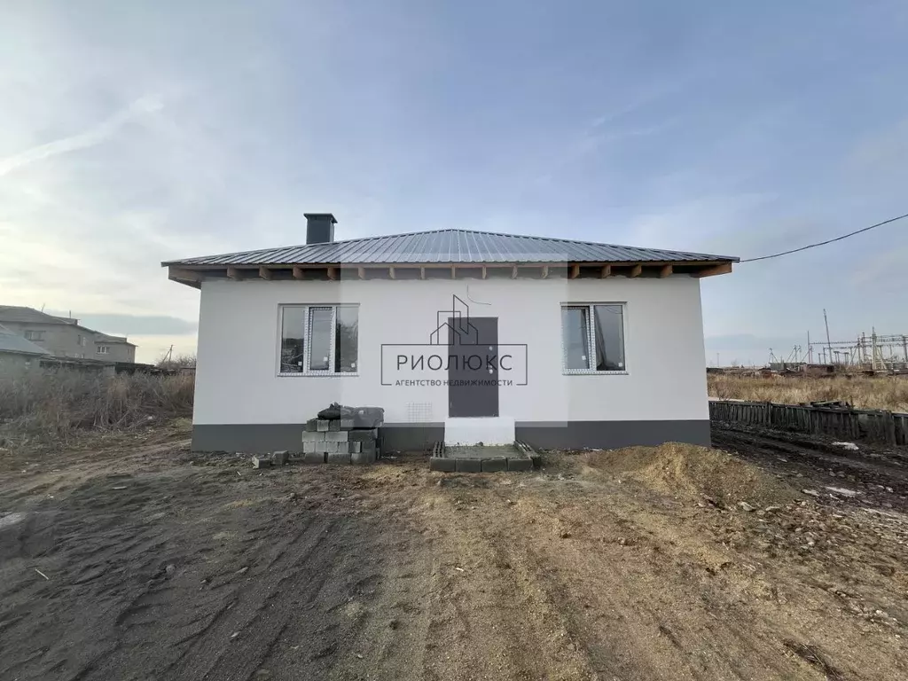 Дом в Челябинская область, Агаповский муниципальный округ, пос. ... - Фото 1