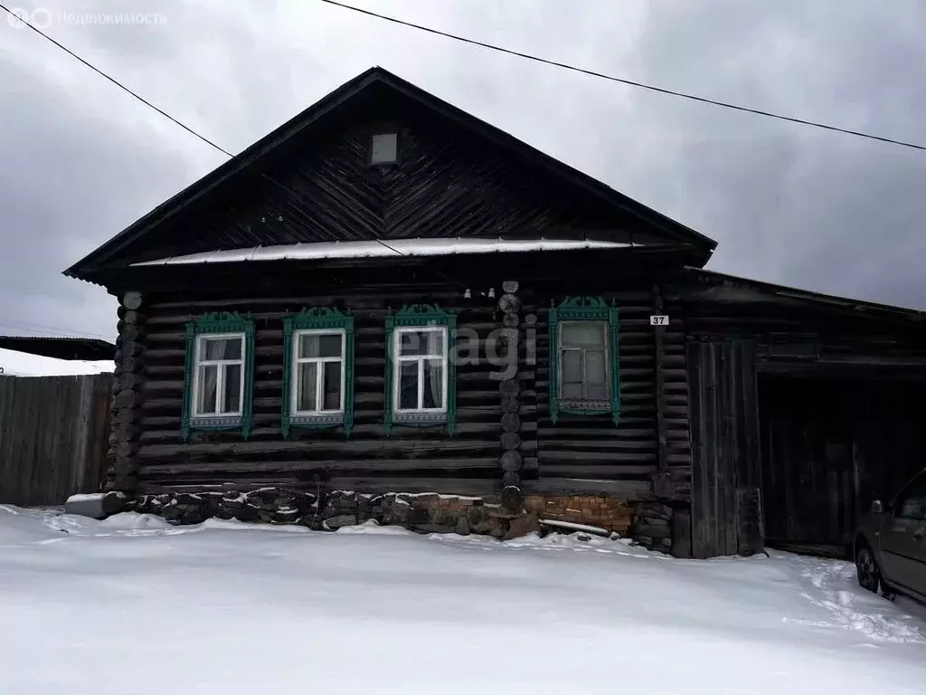 Дом в Горноуральский городской округ, посёлок Черноисточинск, улица ... - Фото 0