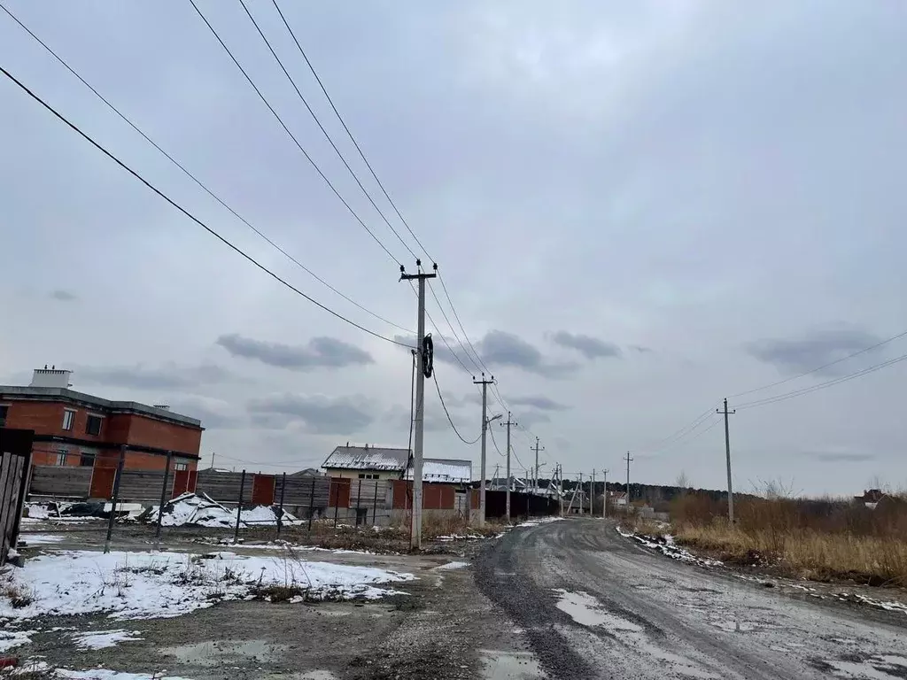 Участок в Свердловская область, Екатеринбург пер. Звездный, 40 (13.0 ... - Фото 0
