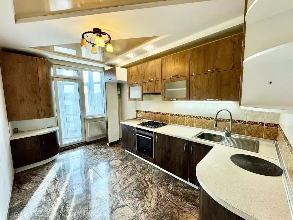 2-к кв. Севастополь ул. Пожарова, 20/2 (73.3 м) - Фото 1