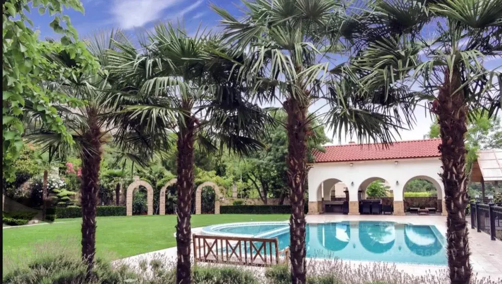 Дом в Крым, Ялта муниципальный округ, Ореанда пгт 52Б (450 м) - Фото 1