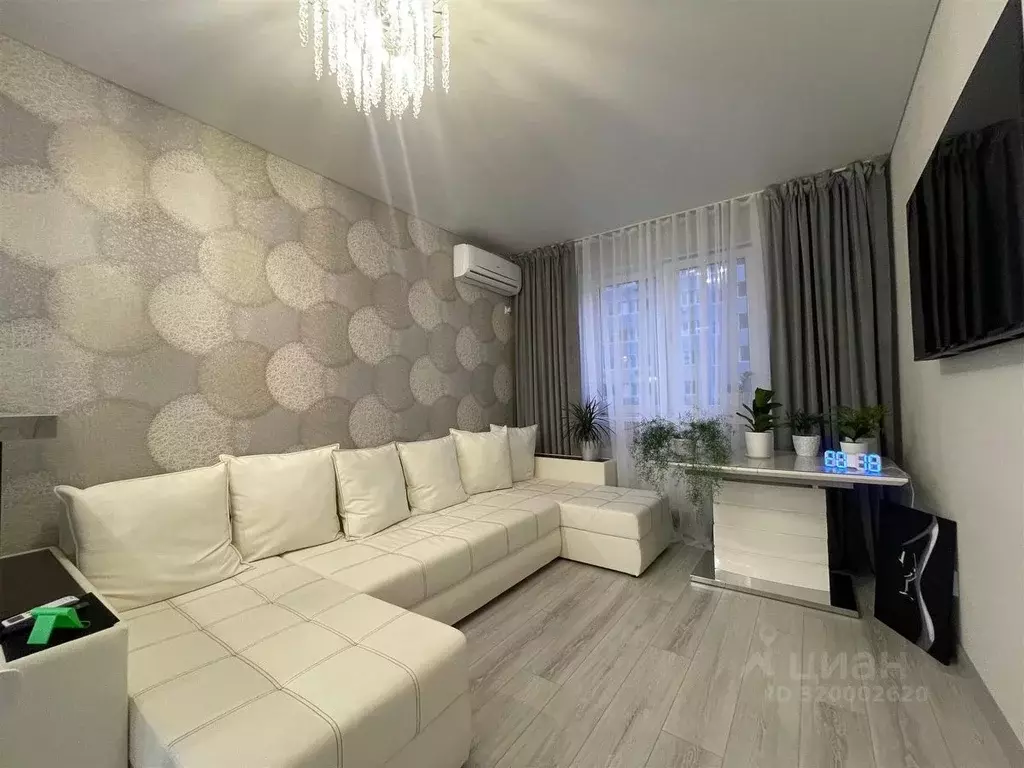 1-к кв. Краснодарский край, Краснодар Российская ул., 267к1 (44.3 м) - Фото 1