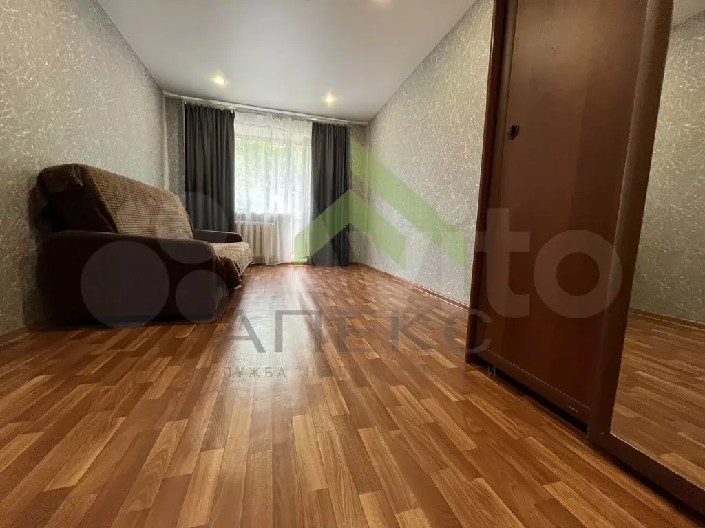 1-к. квартира, 30 м, 4/5 эт. - Фото 0