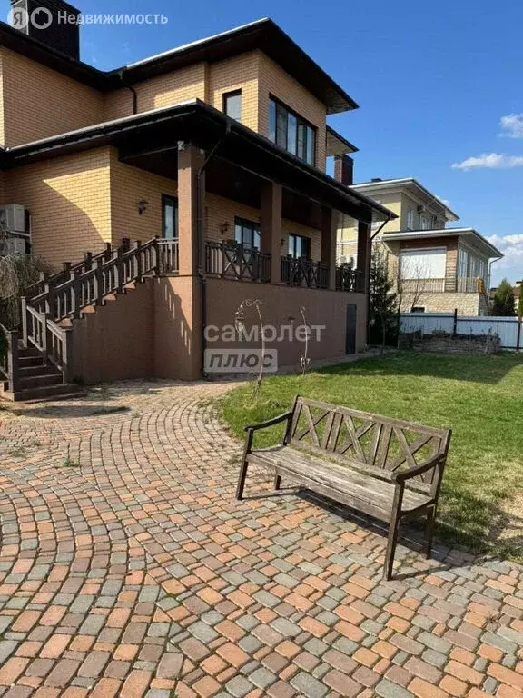 Дом в село Акбердино, коттеджный посёлок Акбердино Виллэдж, Парковая ... - Фото 1