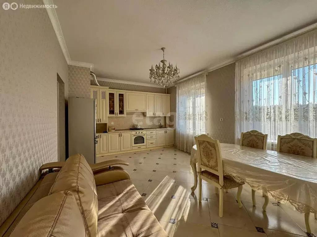 2-комнатная квартира: Нальчик, улица Мовсисяна, 18А (69.4 м) - Фото 2