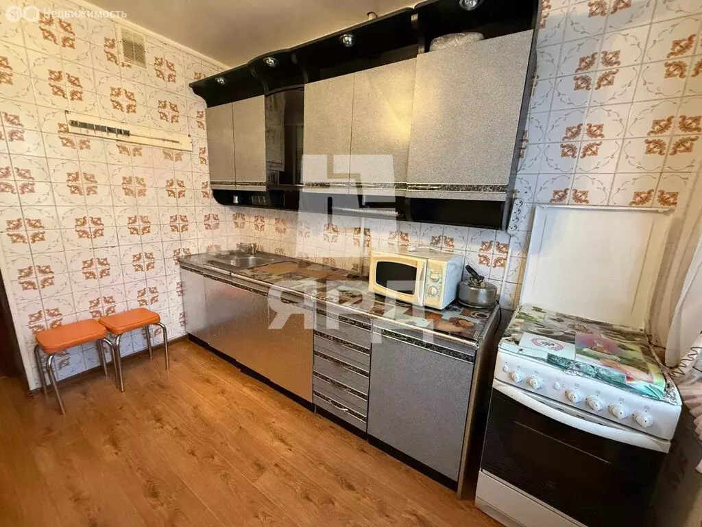 2-комнатная квартира: Таганрог, улица Маршала Жукова, 2А-5 (50 м) - Фото 1