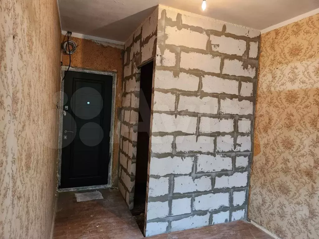 Комната 13,3 м в 4-к., 1/9 эт. - Фото 0