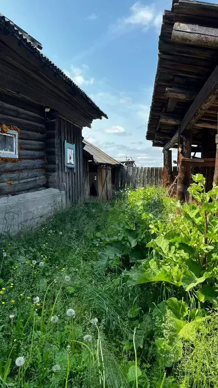 Дом 2200 м на участке 12 га - Фото 1