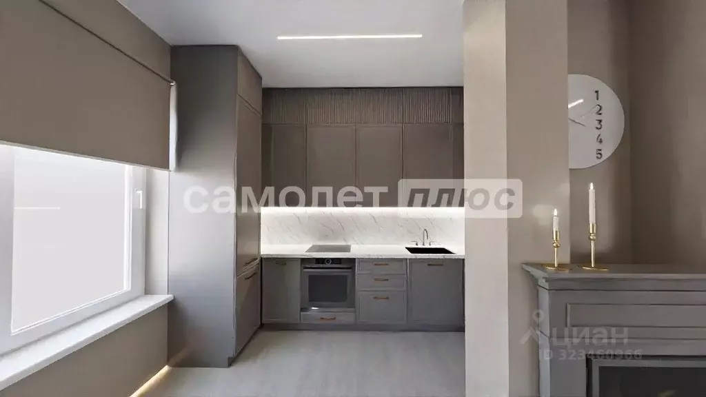 Дом в Белгородская область, Корочанский район, Мелиховское с/пос, с. ... - Фото 1