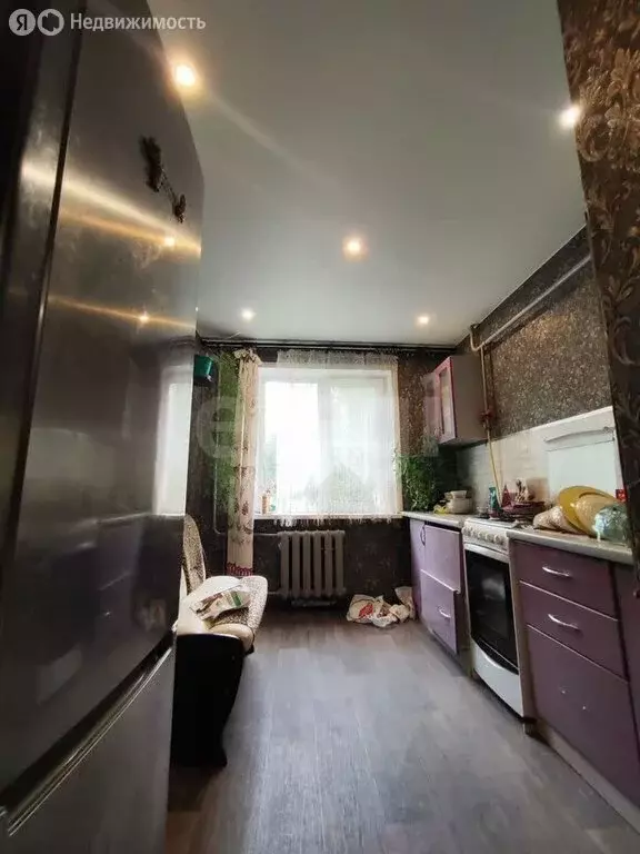 3-комнатная квартира: Рыбинск, улица Моторостроителей, 1 (59.7 м) - Фото 1