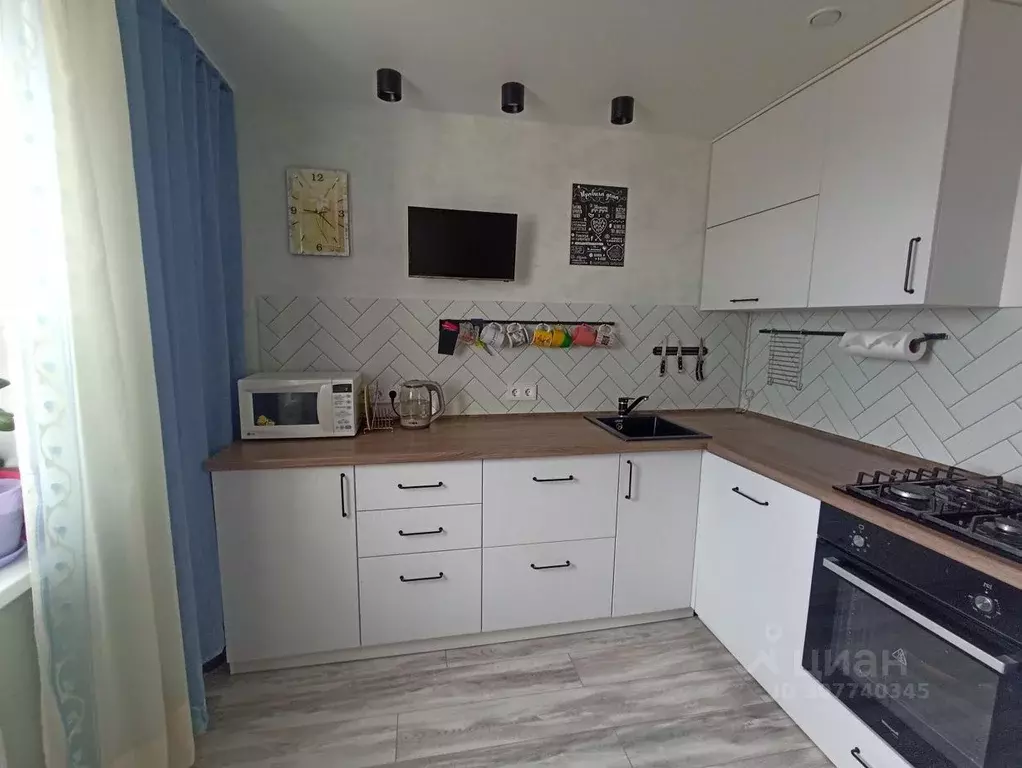 3-к кв. Коми, Сыктывкар ул. Мира, 47 (66.0 м) - Фото 0
