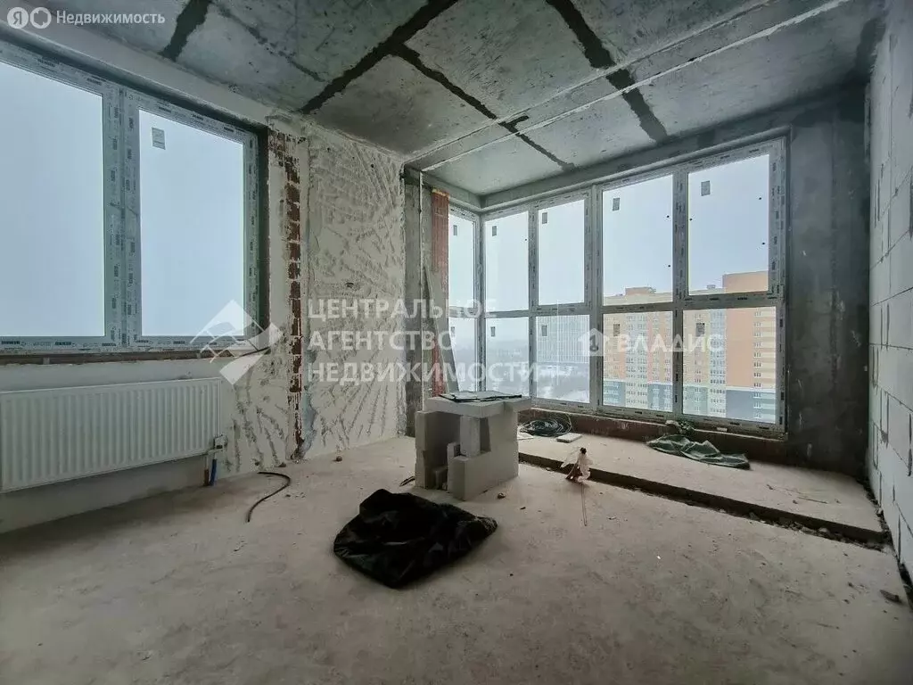 3-комнатная квартира: Рязань, Шереметьевская улица, 12к4 (92.5 м) - Фото 1