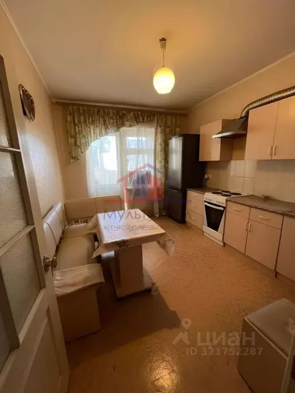 1-к кв. Белгородская область, Старый Оскол Степной мкр, 5 (50.0 м) - Фото 0