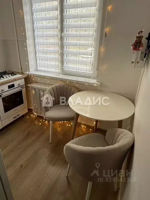 2-к кв. Калининградская область, Калининград ул. Каштановая Аллея, 172 ... - Фото 2