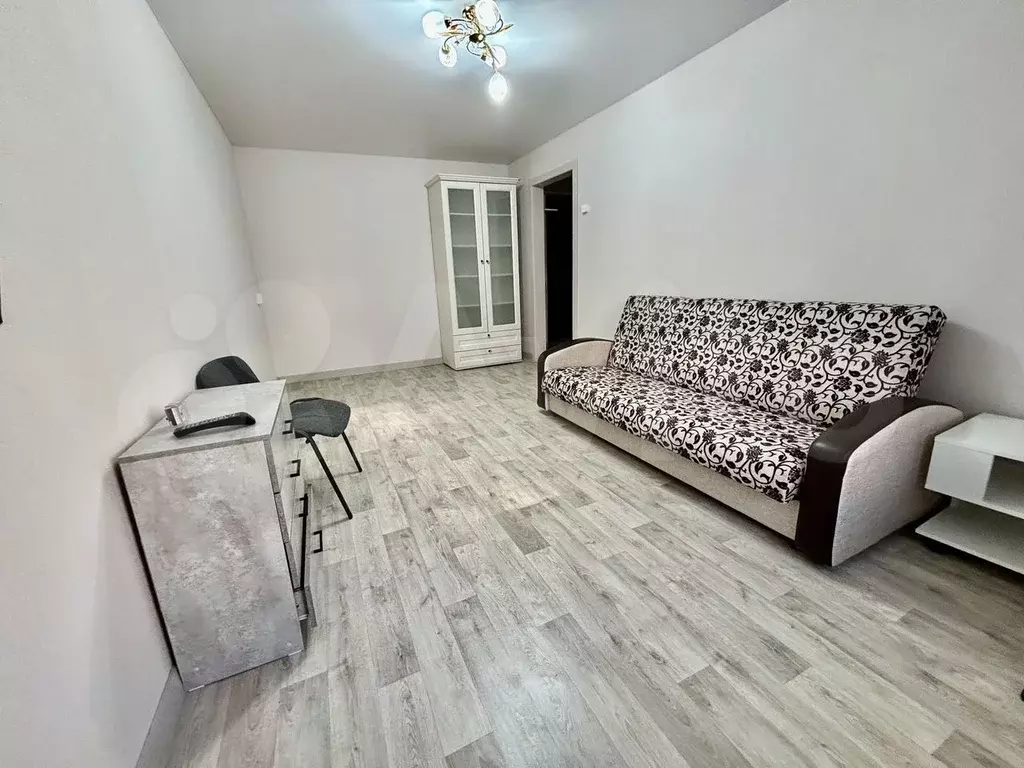1-к. квартира, 35 м, 1/5 эт. - Фото 1