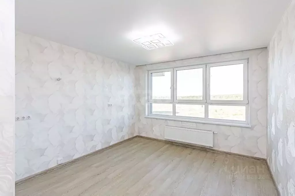 1-к кв. Тюменская область, Тюмень ул. Василия Малкова, 10 (35.1 м) - Фото 0