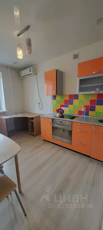 1-к кв. Удмуртия, Ижевск Удмуртская ул., 153 (38.0 м) - Фото 0