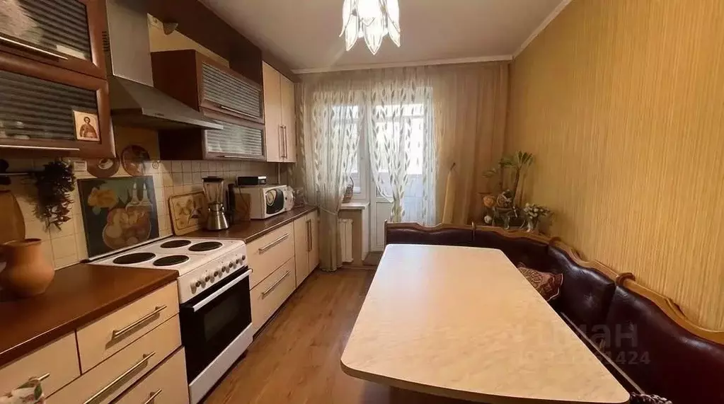 3-к кв. Белгородская область, Белгород ул. Белгородского полка, 67 ... - Фото 1