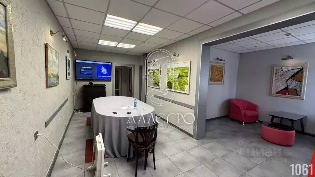 Помещение свободного назначения в Севастополь ул. Гоголя, 2 (45 м) - Фото 2