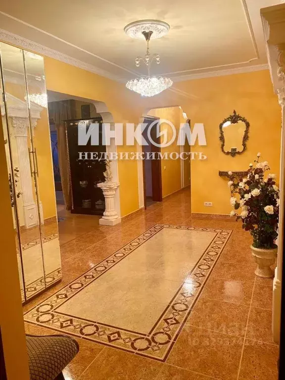 2-к кв. Краснодарский край, Сочи ул. Яна Фабрициуса, 2/9а (105.9 м) - Фото 0