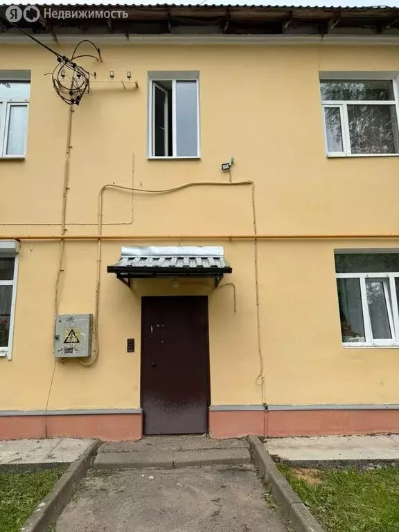 2-комнатная квартира: Чудово, улица Некрасова, 9 (52.9 м) - Фото 0