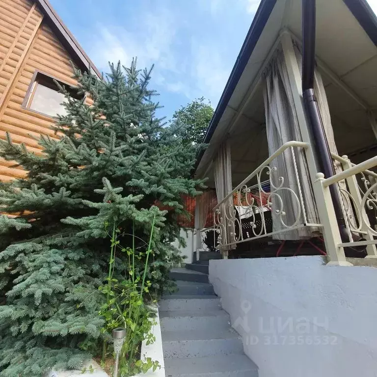 Дом в Краснодарский край, Сочи Сочинское ш., 35 (120 м) - Фото 1