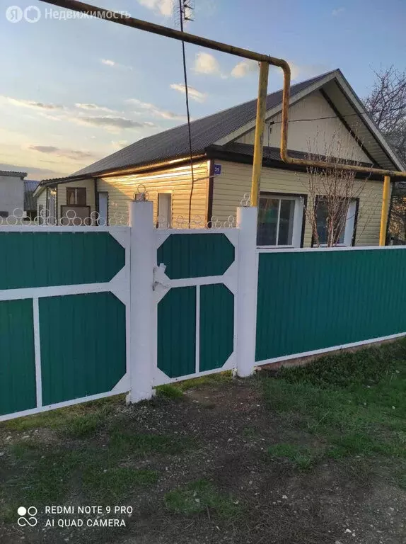 Дом в село Сарманово, улица Гафиятуллина, 35 (50 м) - Фото 0