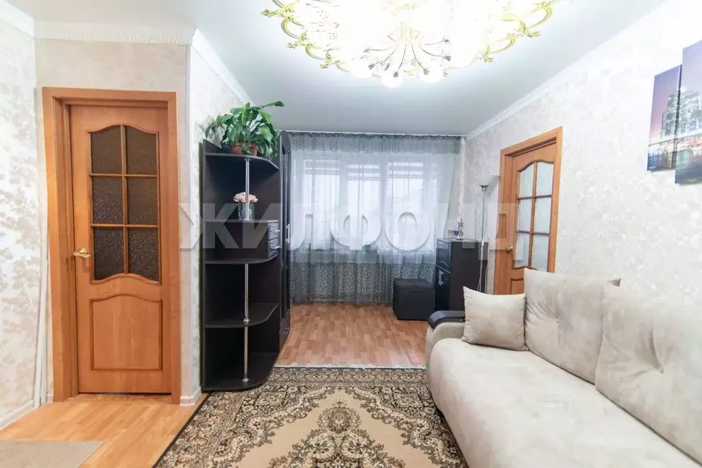2-к кв. Алтайский край, Барнаул Тимуровская ул., 29 (40.3 м) - Фото 0