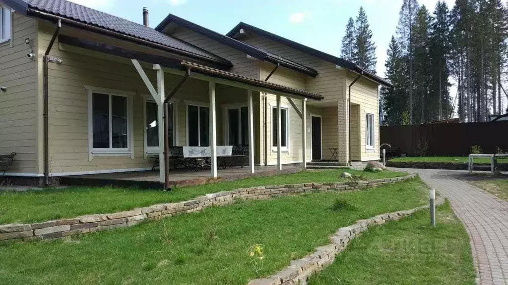 Дом в Ленинградская область, Сертолово Всеволожский район, Медное ... - Фото 1