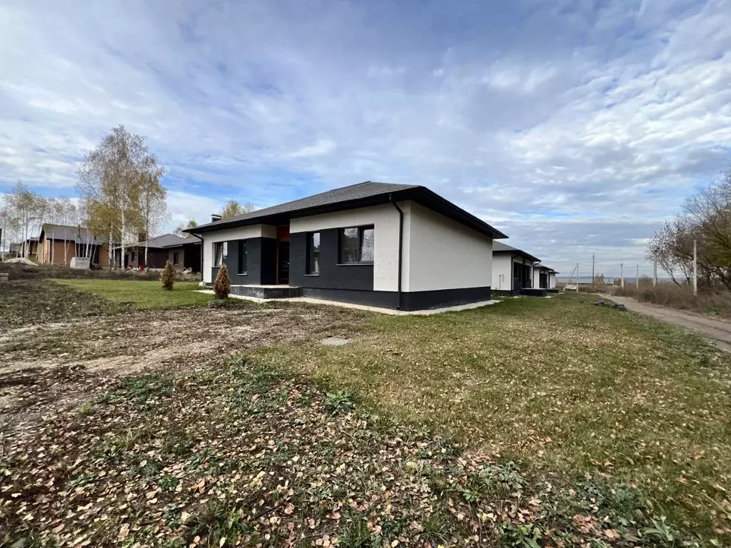 Дом в Тульская область, Тула городской округ, д. Ямны 231 (121 м) - Фото 1