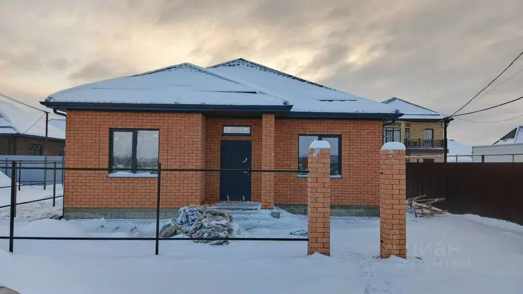 Дом в Краснодарский край, Краснодар пос. Российский, ул. Окружная (96 ... - Фото 1