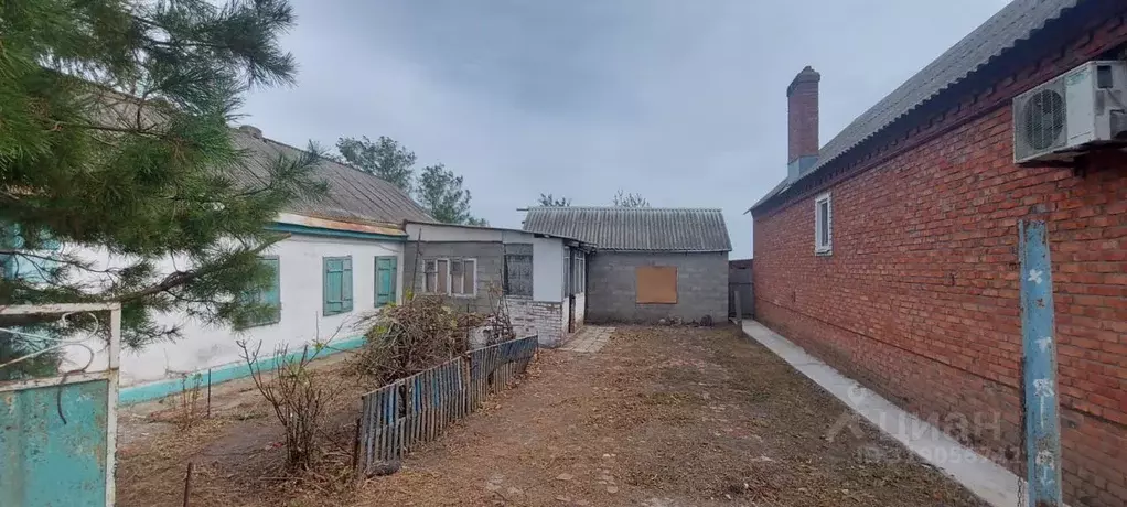 Дом в Краснодарский край, Щербиновский район, Старощербиновская ст-ца ... - Фото 0