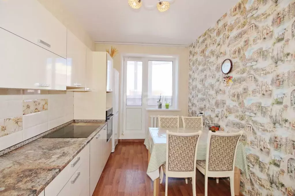 3-к кв. Ульяновская область, Ульяновск ул. Скочилова, 25 (74.5 м) - Фото 1