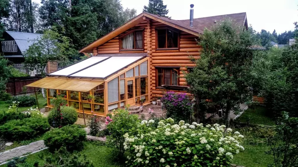 Дом в Московская область, Наро-Фоминский городской округ, д. Алабино ... - Фото 1