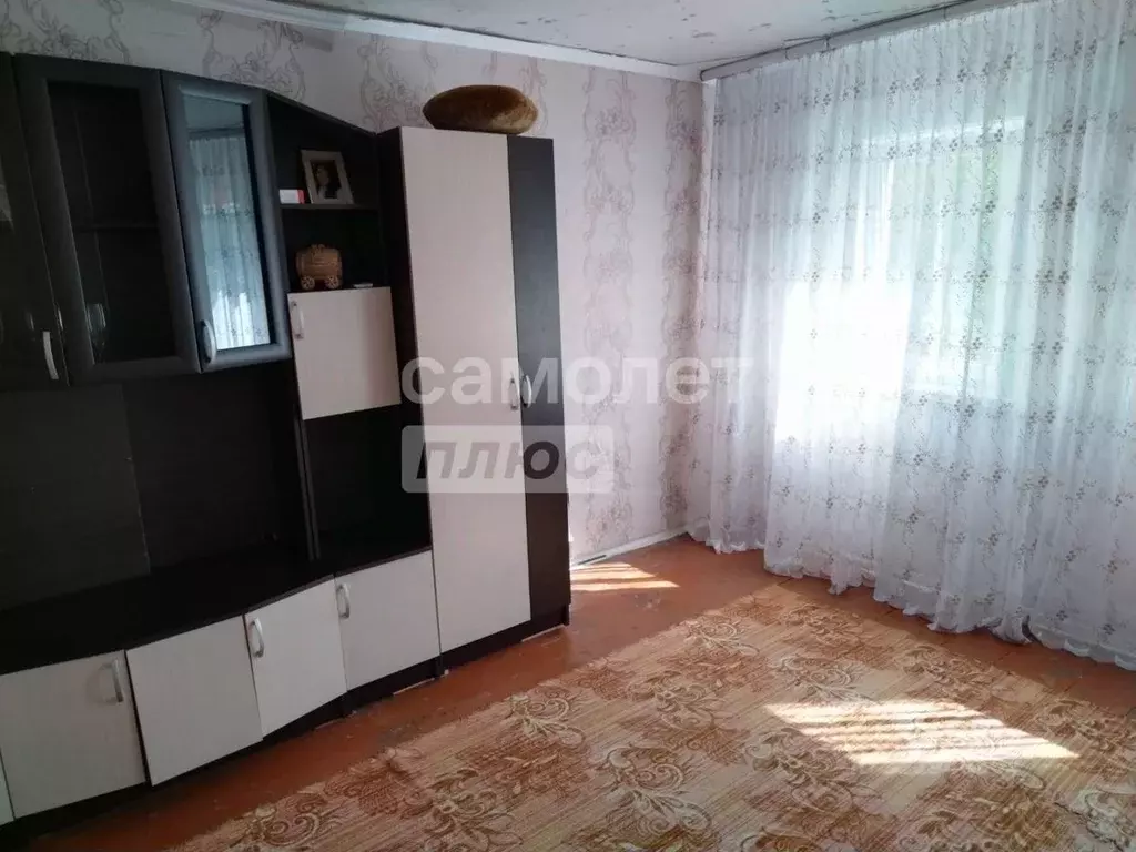 Дом в Курская область, Октябрьский район, Лобазовский сельсовет, ... - Фото 1