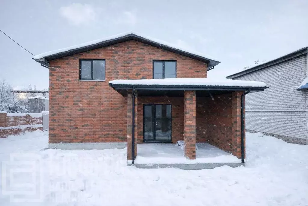 Дом в Волгоградская область, Волгоград ул. Академика Комарова, 8 (200 ... - Фото 2