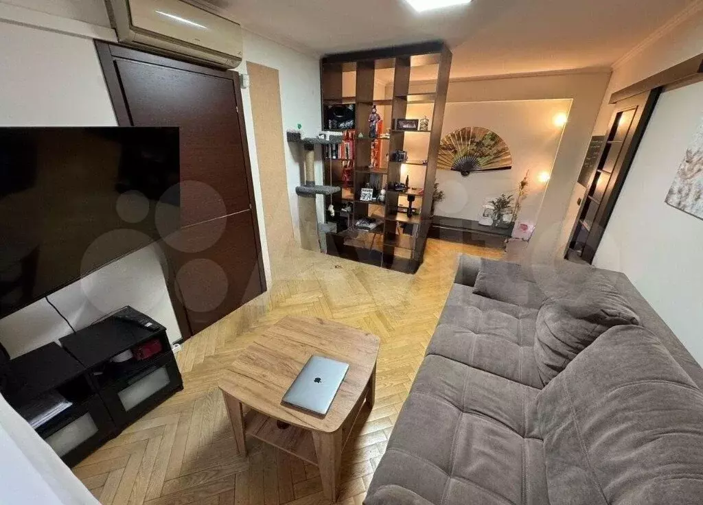 3-к. квартира, 54 м, 2/9 эт. - Фото 0