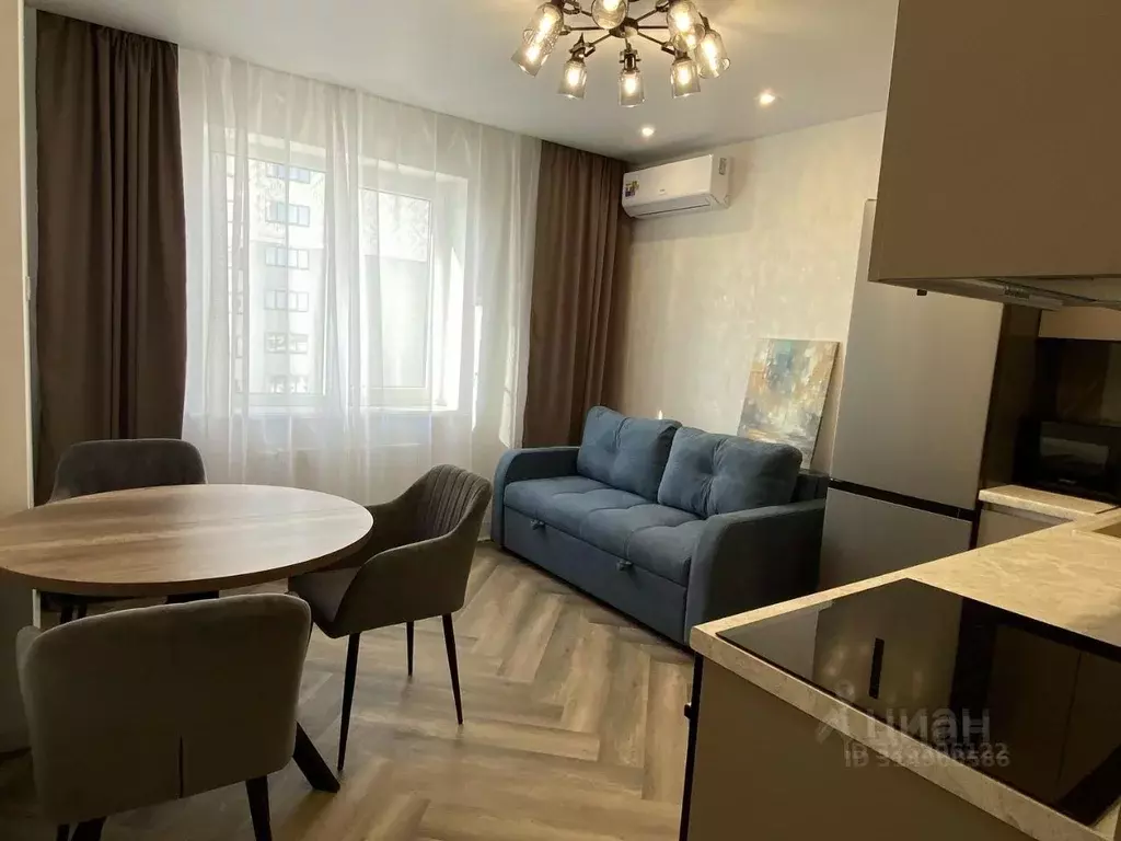 2-к кв. Тюменская область, Тюмень ул. Тальниковая, 5 (52.3 м) - Фото 1