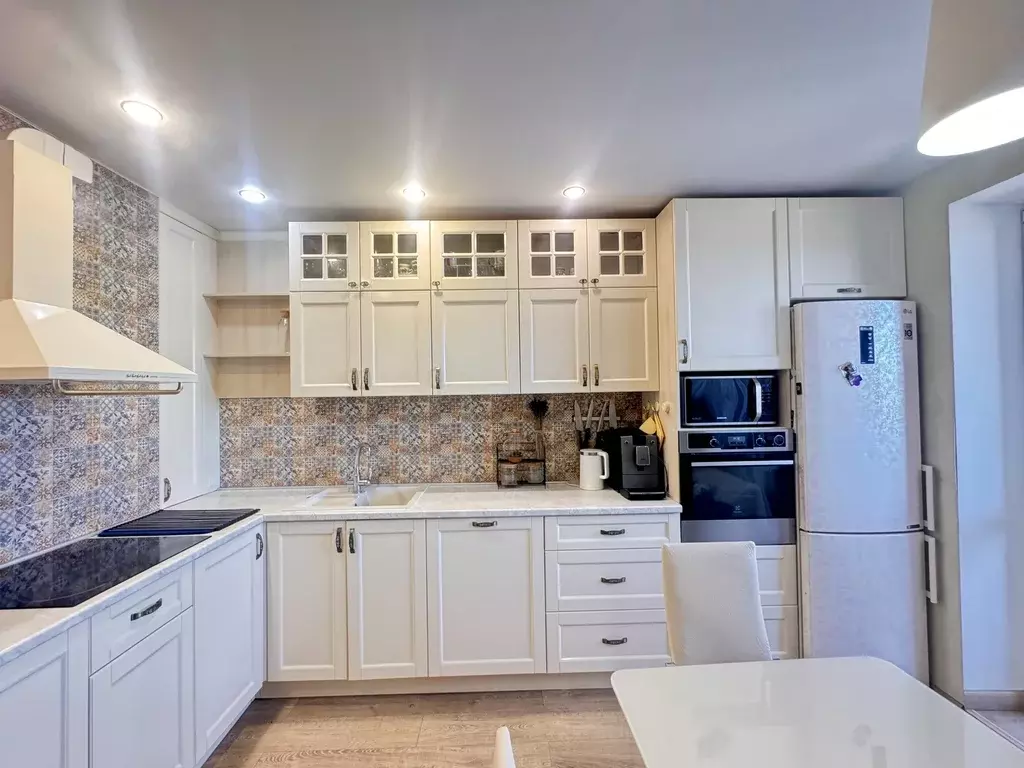 Продаётся 2-к квартира, 61.3 м - Фото 1