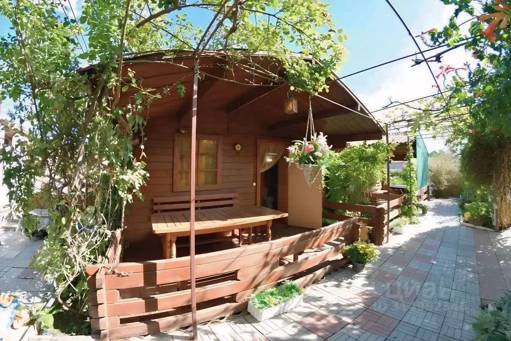 Дом в Крым, Феодосия муниципальный округ, с. Береговое ул. Волошина, ... - Фото 1