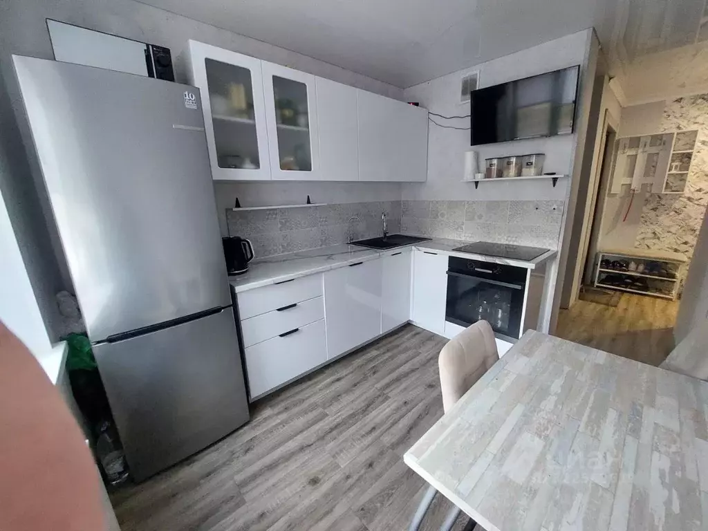 3-к кв. Самарская область, Тольятти ул. Автостроителей, 9 (66.0 м) - Фото 2