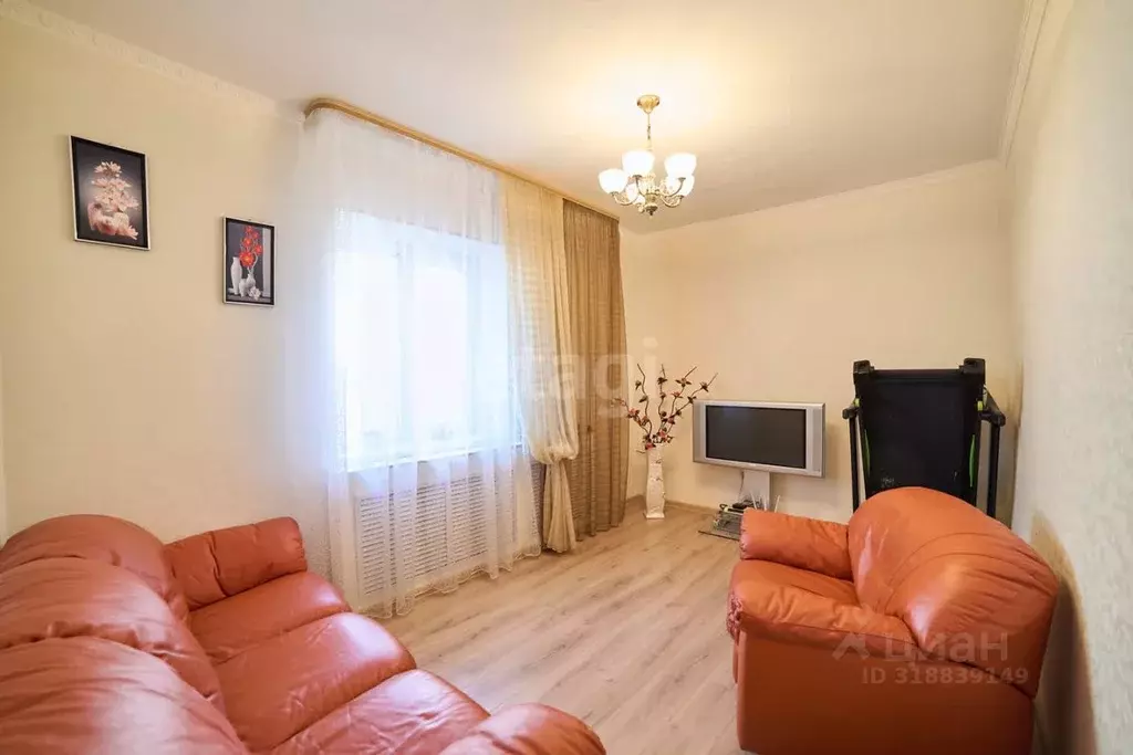 Дом в Башкортостан, Стерлитамак Солнечный мкр, ул. Заки Валиди (176 м) - Фото 2