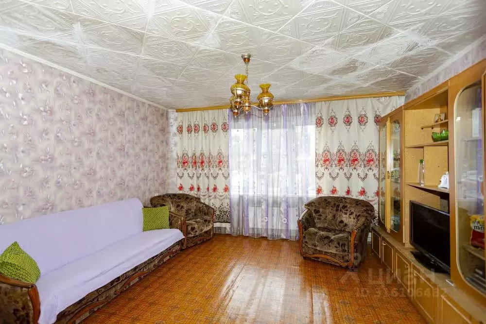 3-к кв. Кемеровская область, Новокузнецк ул. Тореза, 60 (66.1 м) - Фото 0