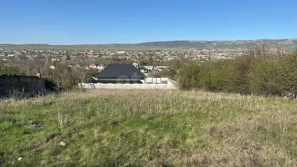 Участок в Крым, Симферопольский район, с. Доброе ул. Пограничников ... - Фото 2