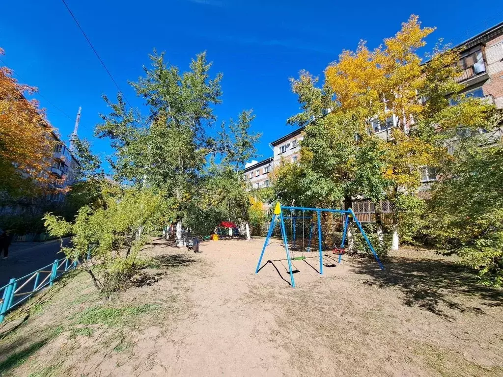 2-к кв. Бурятия, Улан-Удэ бул. Карла Маркса, 27 (42.0 м) - Фото 1