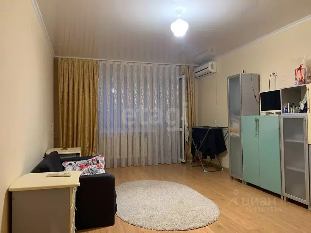 3-к кв. Адыгея, Майкоп ул. Чкалова, 73 (59.8 м) - Фото 0